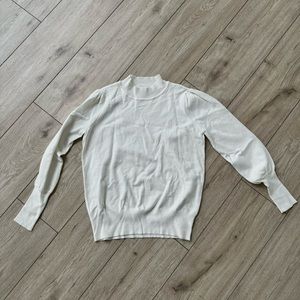 womens off white long sleeve mock neck sweater size xs